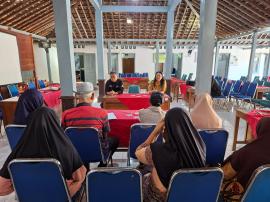 Perguliran Dana Bumdesma Mekarsari kepada Kelompok Lestari Prigi di Sidoharjo Dorong Pemberdayaan Ek